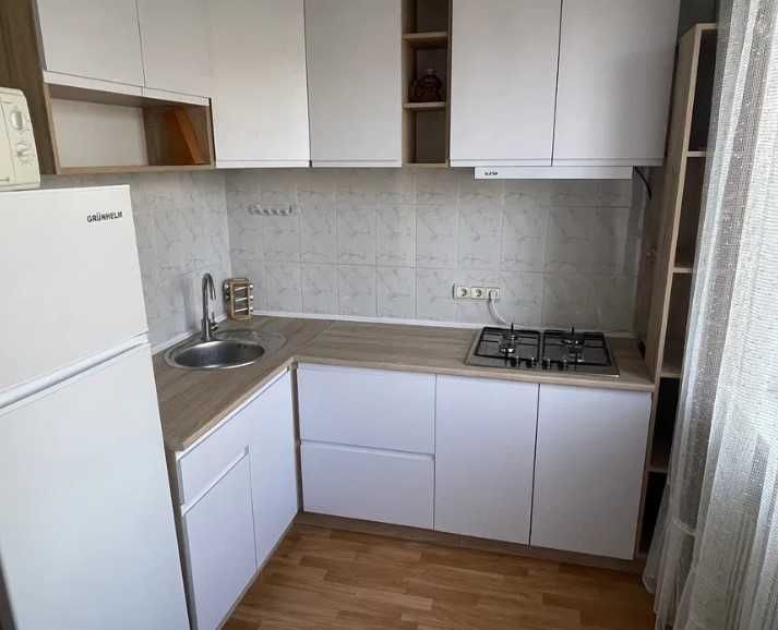 Продам 2к квартиру! Метро научная! Космическая! 52м! (88275)