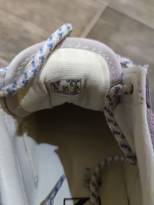 Жіночі класичні кеди Vans Old Skool