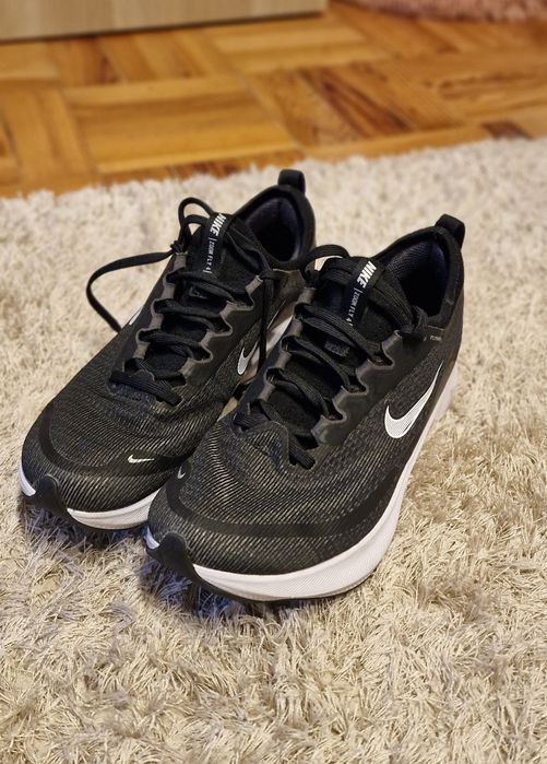 Nike Zoom Fly 4 - tamanho 40