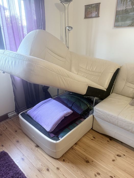 Beżowy skórzany narożnik Etap Sofa