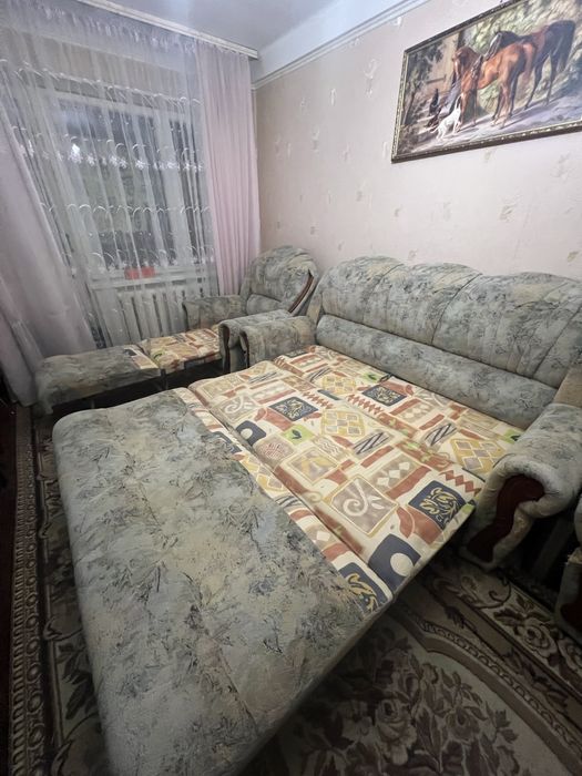 Продам диван и 2 кресла