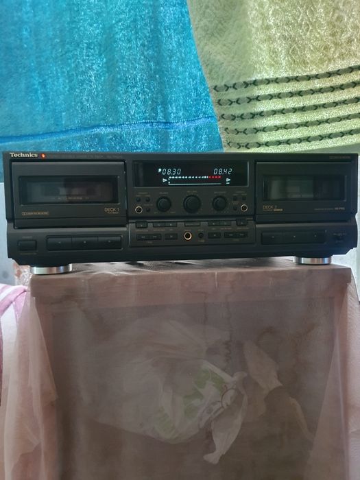 Magnetofon dwukasetowy Technics 979