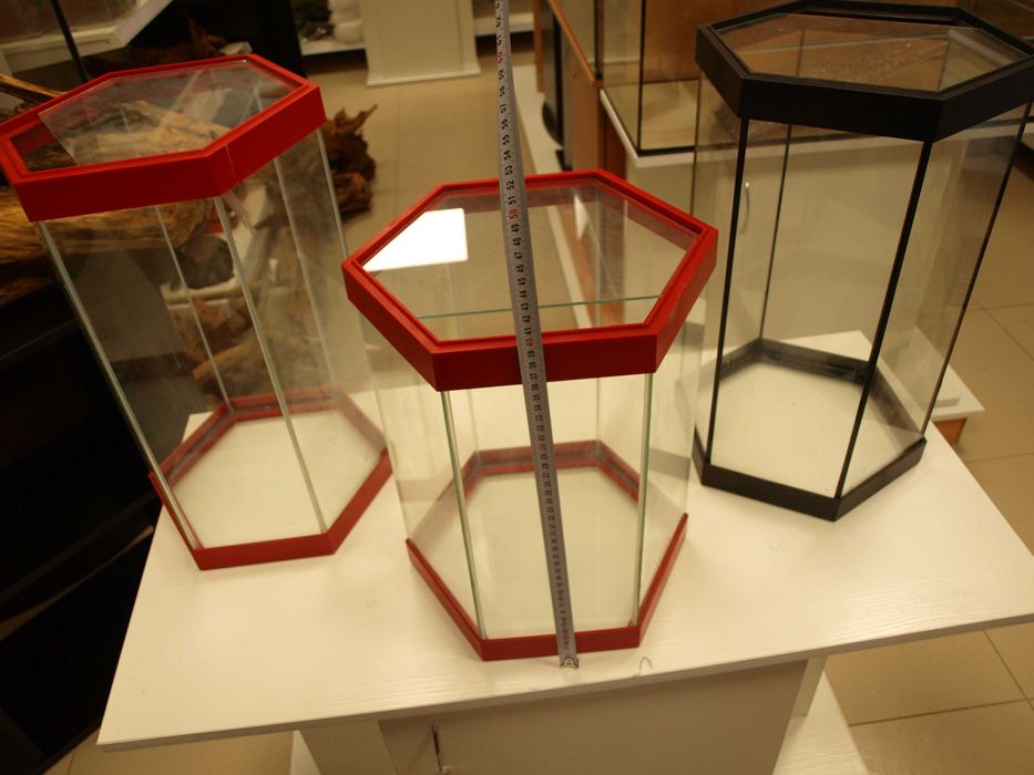 Akwarium 30x26x30 6-kąt czarne