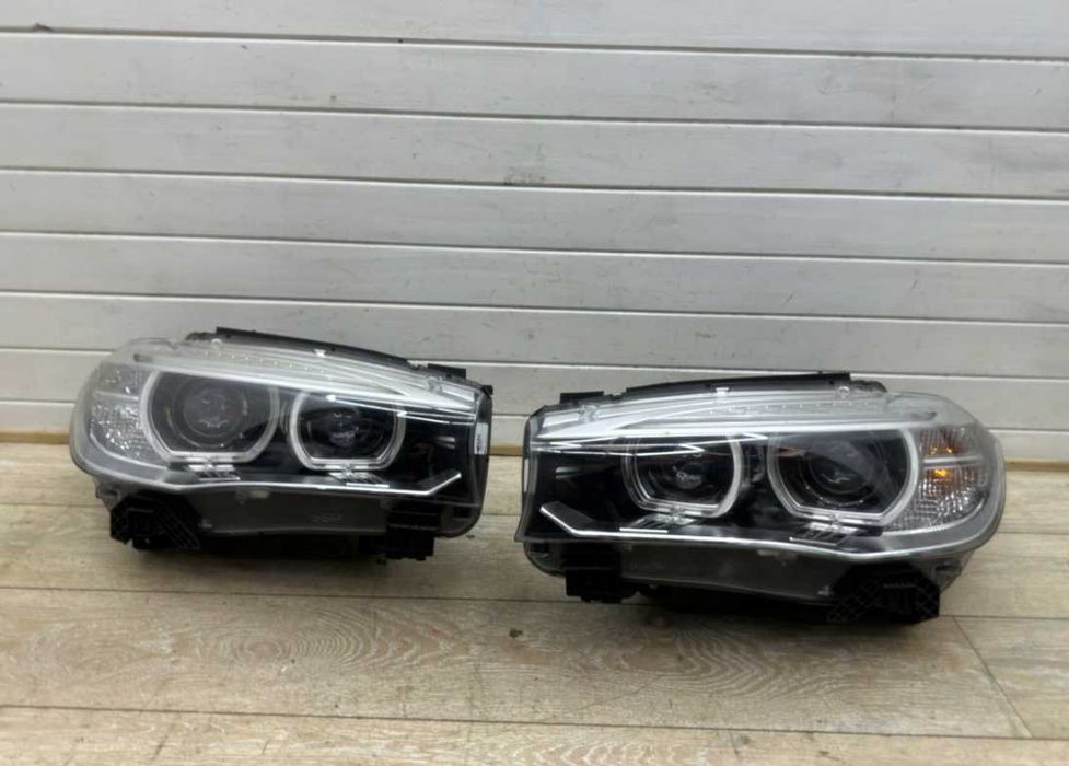 Фари передні BMW X1 F48 Фара права або ліва EU USA разборка