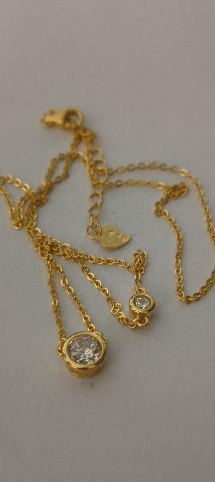 Colar zircónia em prata dourada