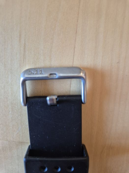 Relógio tático de titânio 5.11 HRT (Kit completo + bracelete extra) Modelo 59209