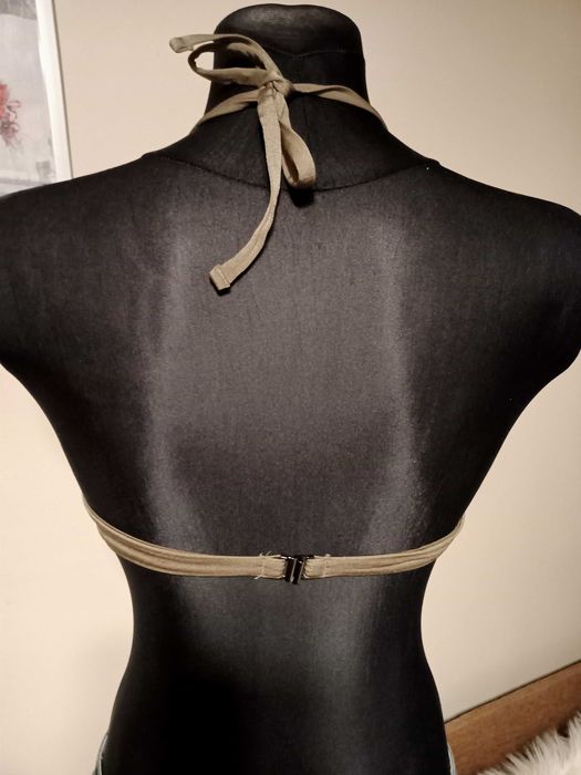 Góra od kostiumu H&M 75A