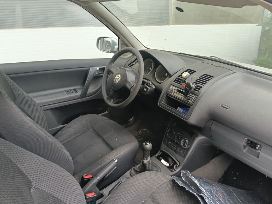 Polo a Gasolina 2000