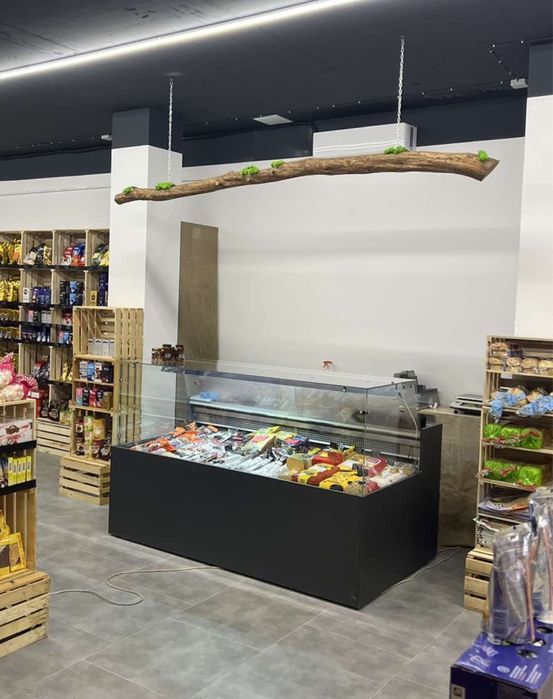 Холодильная витрина