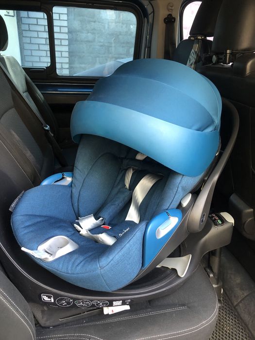 Автомобільне крісло cybex