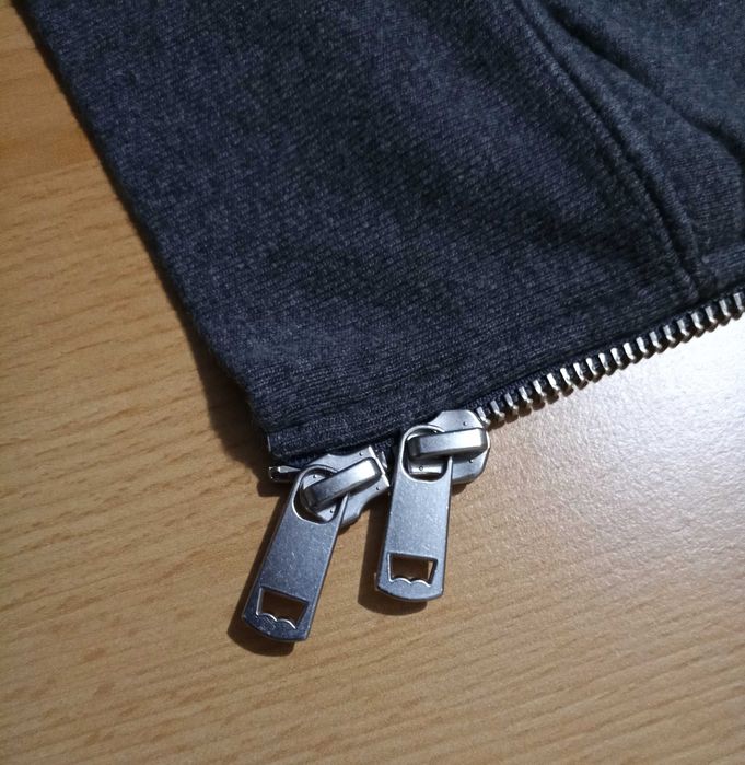 Levis 100% оригинал худи толстовка світшот на молнии XXL