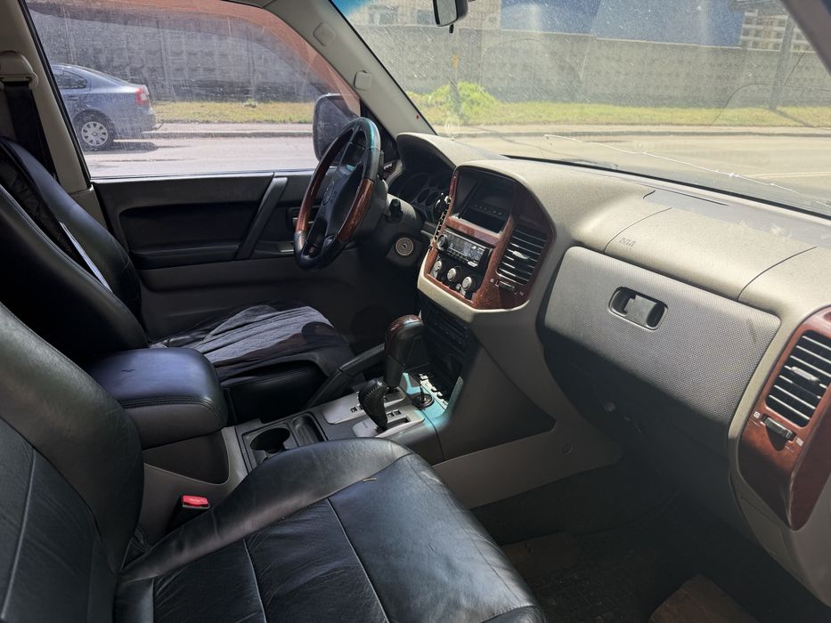 Mitsubishi Pajero Wagon