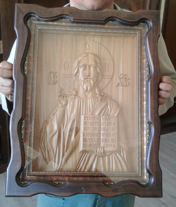 Продам иконы резные