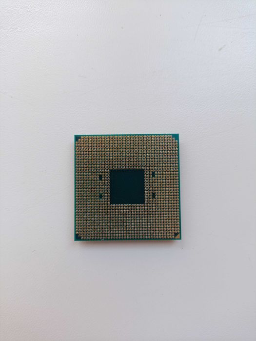 Продам процессор Ryzen 3 1300x