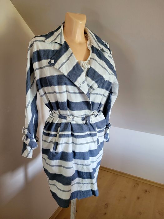 Piękny płaszcz damski trencz prochowiec S