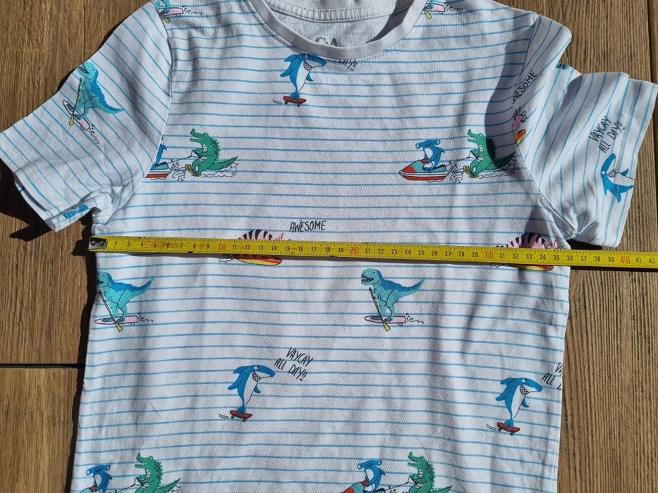 T-shirt dziecięcy 134 C&A