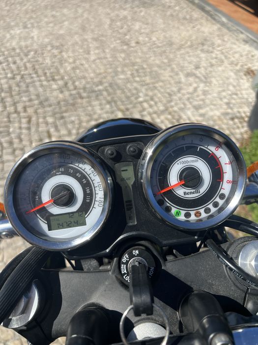 Mota Benelli 400