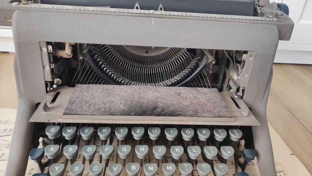 UNDERWOOD SX Máquina de escrever antiga