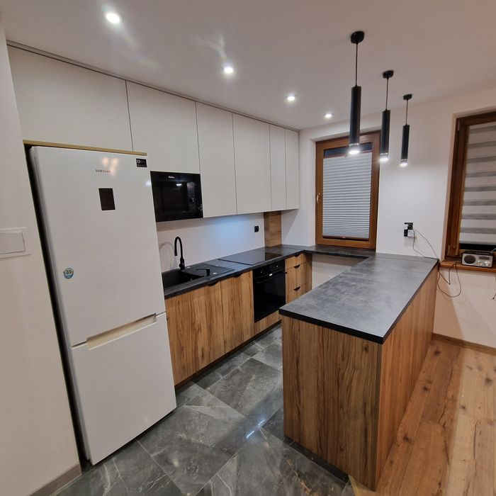 Meble Na Wymiar- Kuchenne,Szafy,Garderoby,Sypialnie...