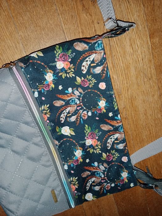 Torebka damska listoboszka motyw łapacze znów