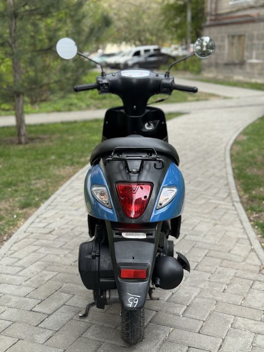 Скутер,мопед Suzuki Lets 6 Інжектор Контейнер