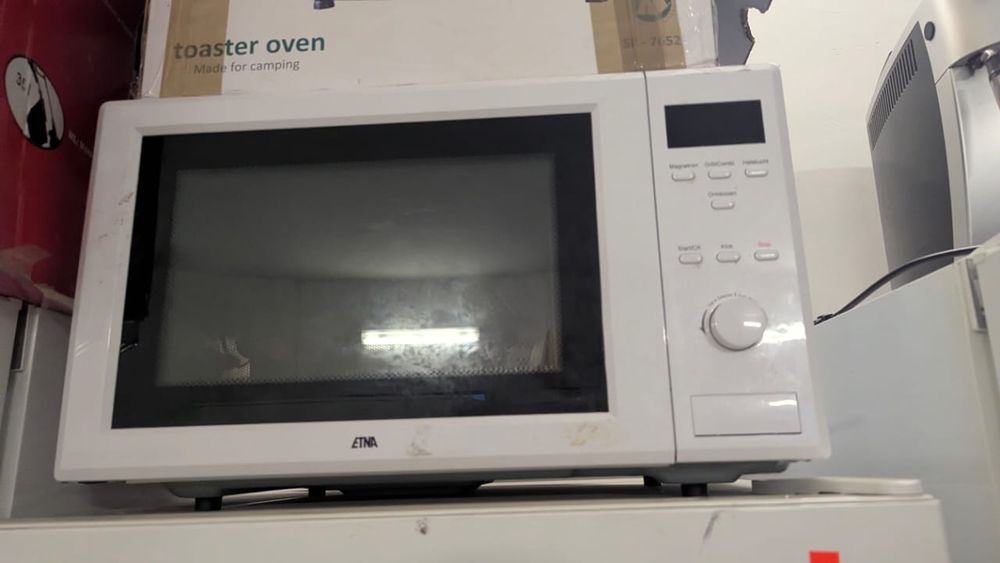 Мікрохвильові печі з грільом