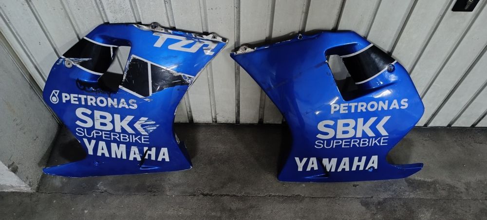 Plásticos em fibra e ótica TZR