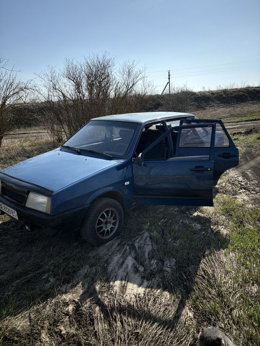 Продам ВАЗ 21099