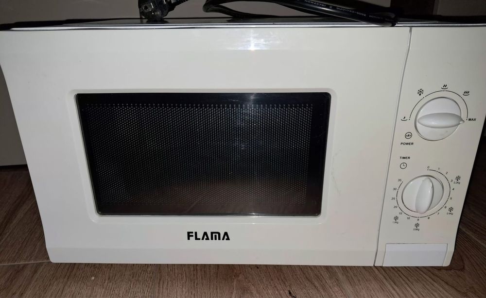 Vende se microndas novo