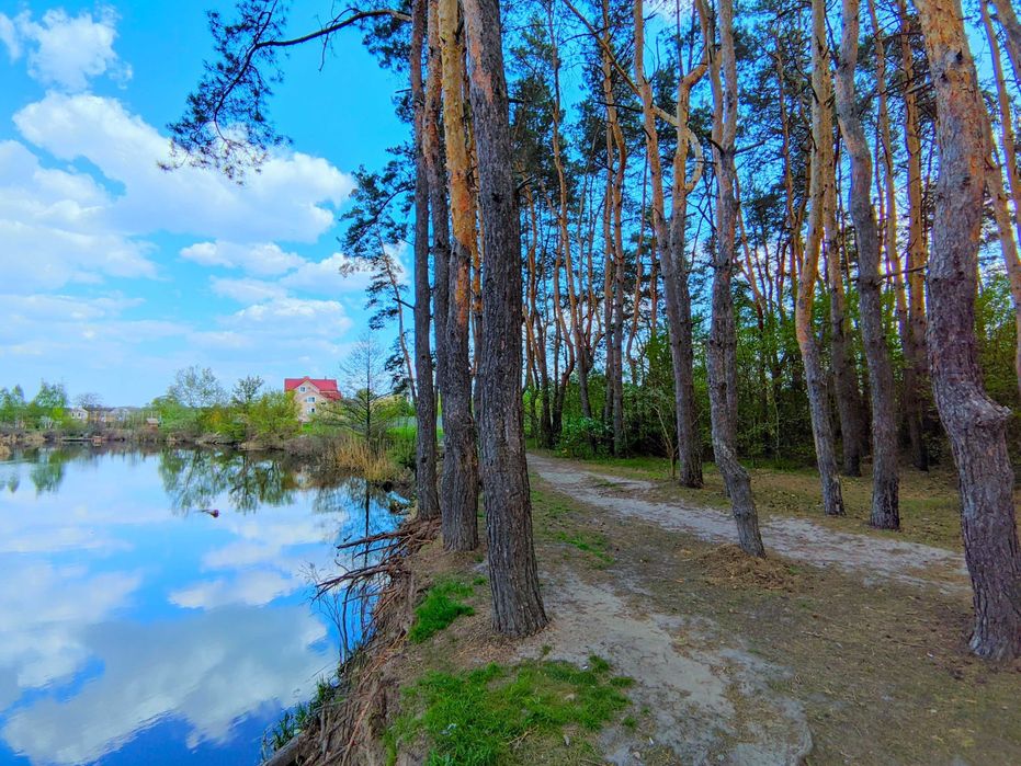 Будинок зі зручностями. Поруч  р. Ворскла 17 Соток. Р-н. Крутий берег