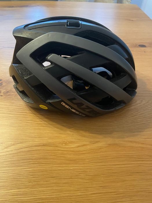 Capacete Lazer Genesis MIPS