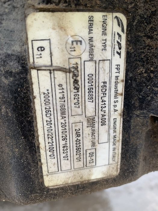 Silnik 4 cylindry case uszkodzony
