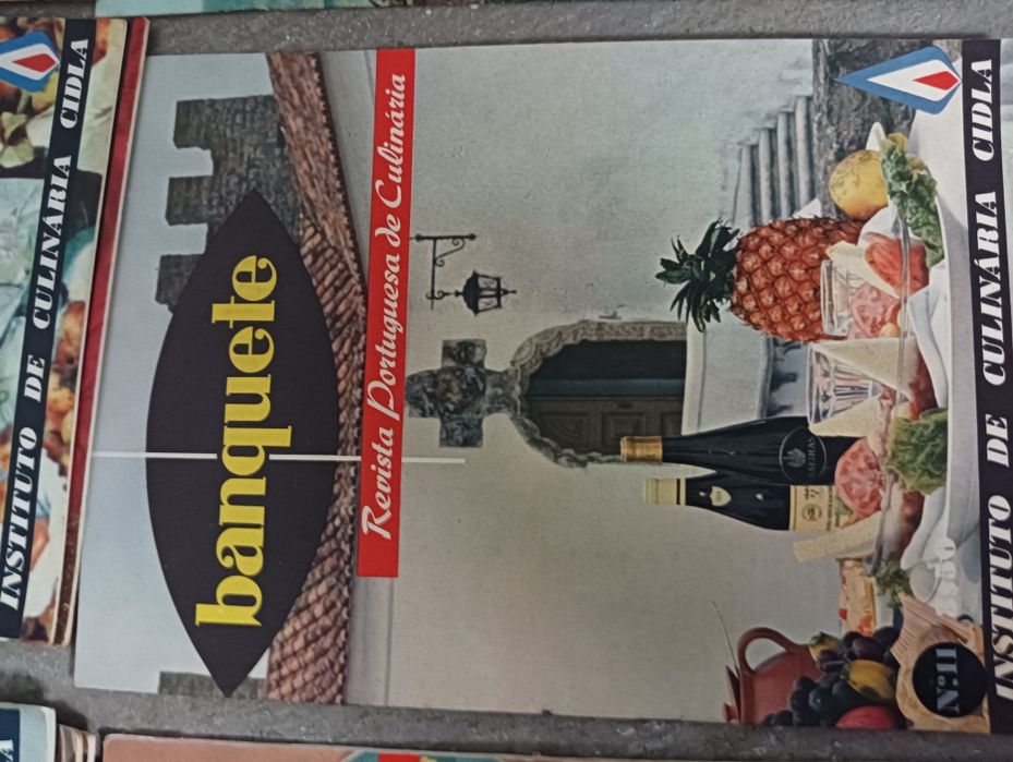 Livros antigos banquete