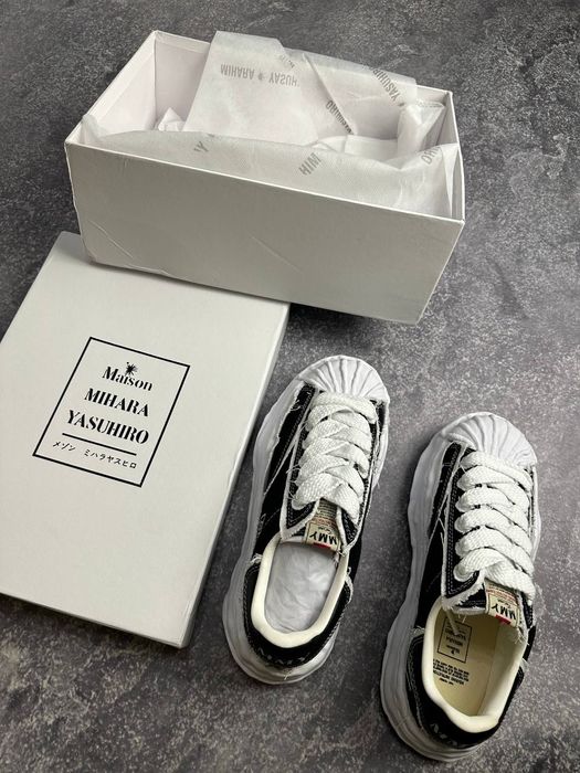 MMY Maison Mihara Yasuhiro BLAKEY черные белые opium archive distress