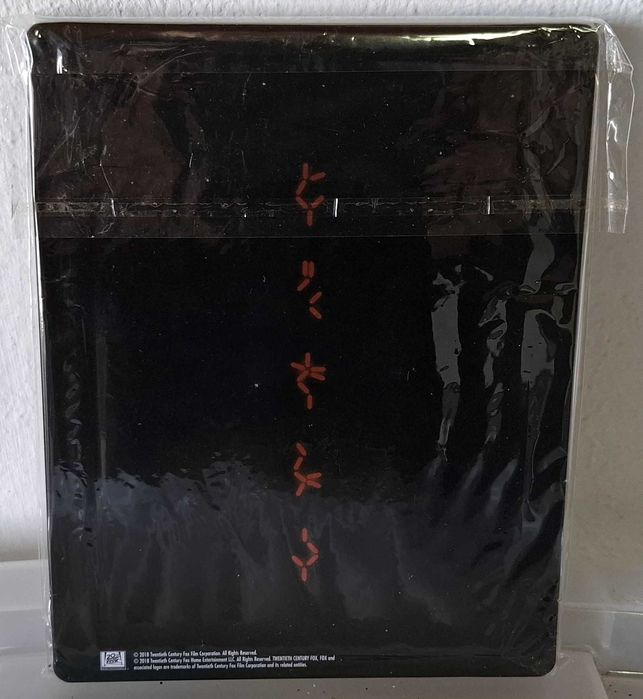 The Predator - (edição steelbook como nova)