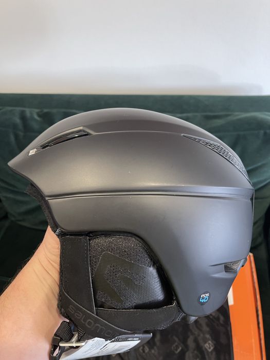 Salomon pioneer c.air Шолом гірськолижний.