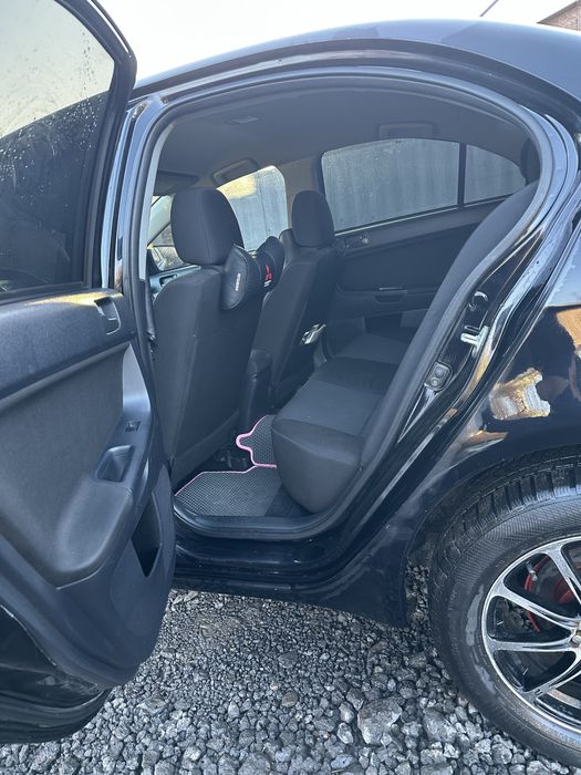 Продам Митсубиси Лансер 10