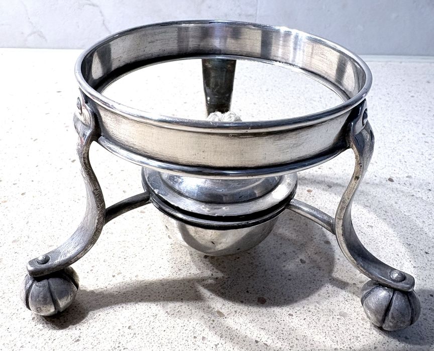 Antigo aquecedor / rechaud francês com banho em prata contrastada