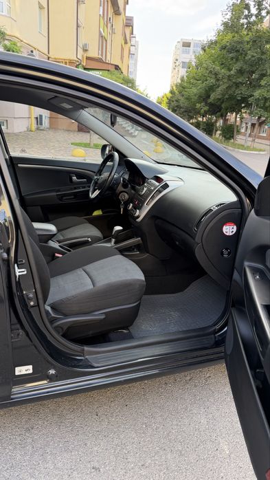 KIA CEED 1.6 газ/бензин Клімат