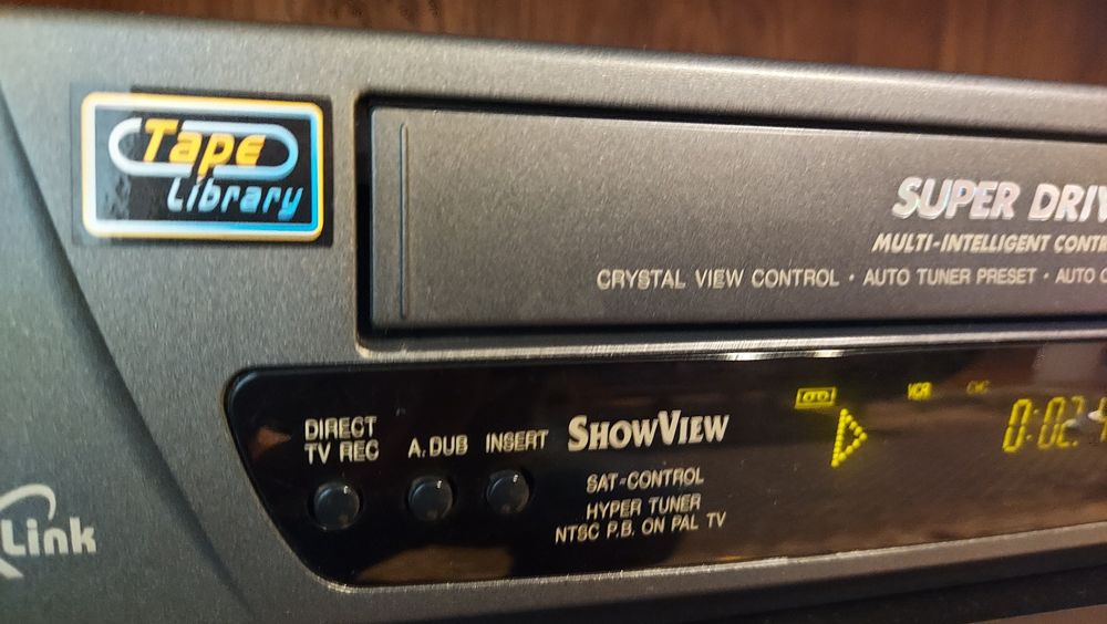 Magnetowid Panasonic  NV-HD 680 Hi Fi Stereo,Super Drive,VHS.