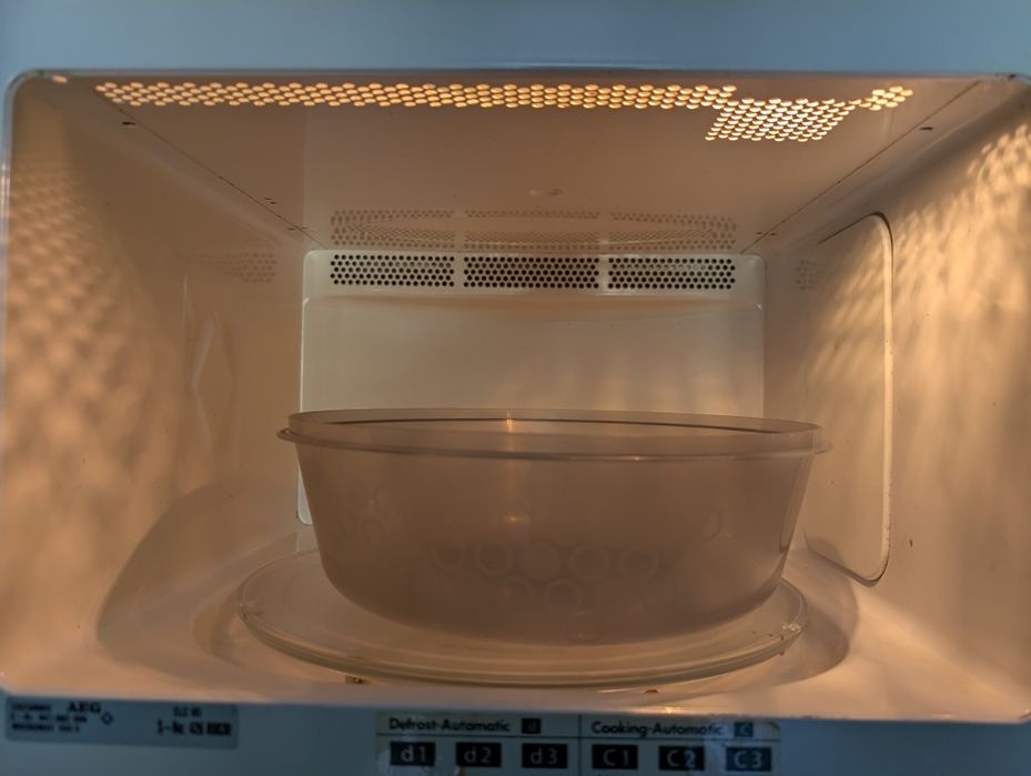 Micro ondas AEG Micromax 115E (bom estado)