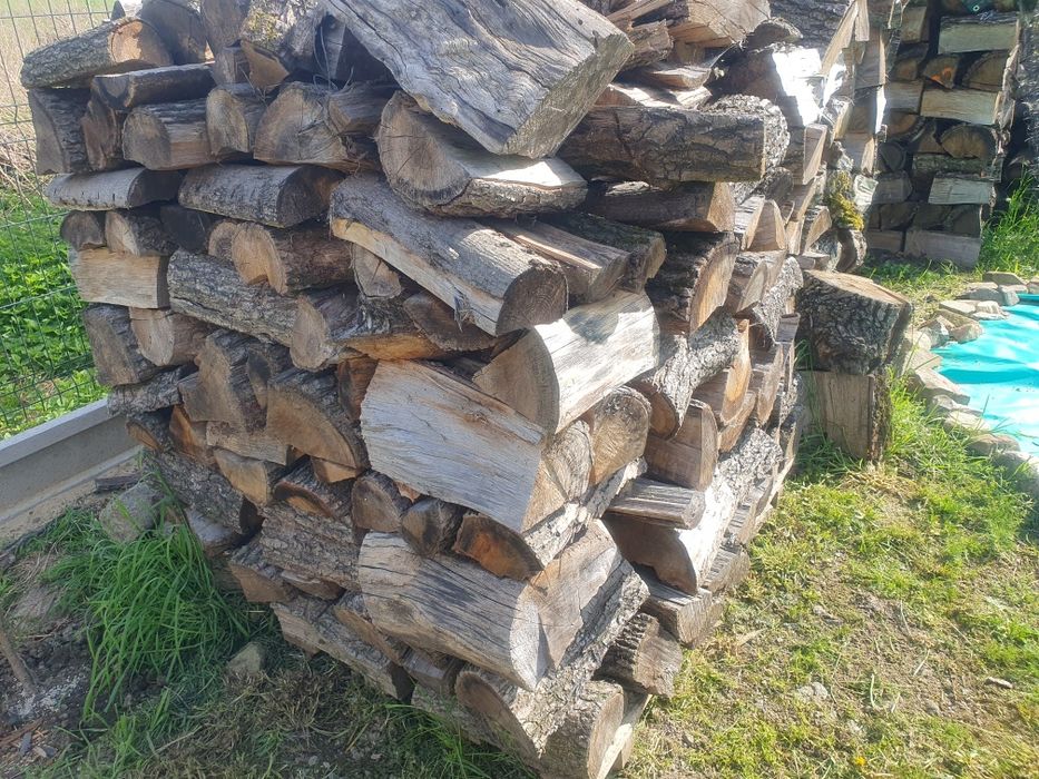Drewno kominkowe dąb sezonowane