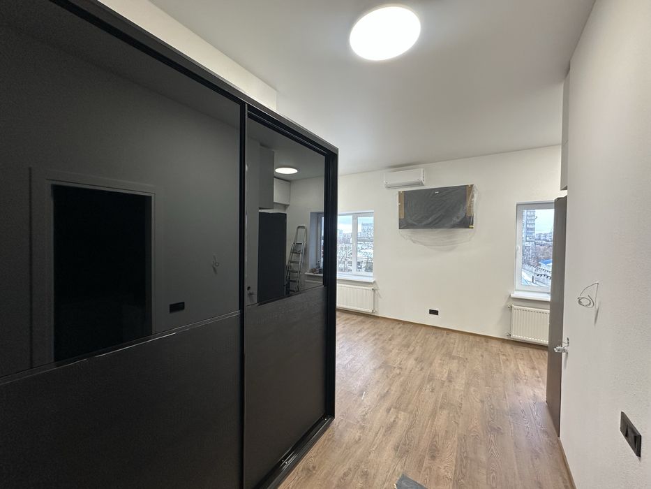 **ЦЕНТР! Перша Оренда 1-К Преміум Класу! Красна Площа