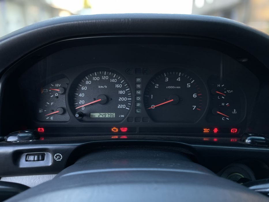 Toyota Land Cruiser 100