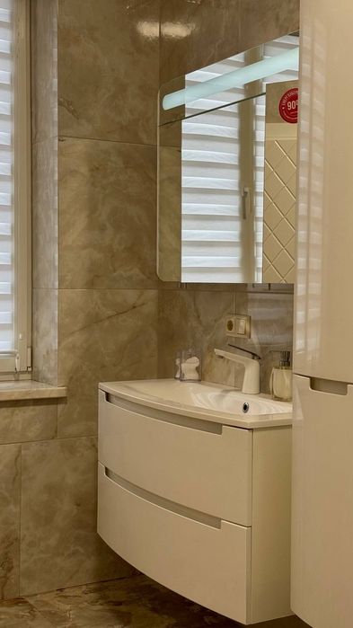 Продаж БУДИНКУ, Щасливе