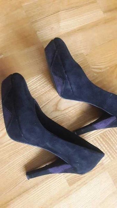 Szpilki czarne zamszowe platforma 37 buty czółenka