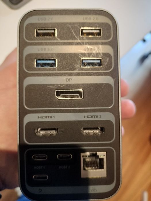 Dell U2417H
Integrated USB Hub
USB Hub Version 3.2 Gen 1 (3.1 Gen 1)
Dis64551842200579124