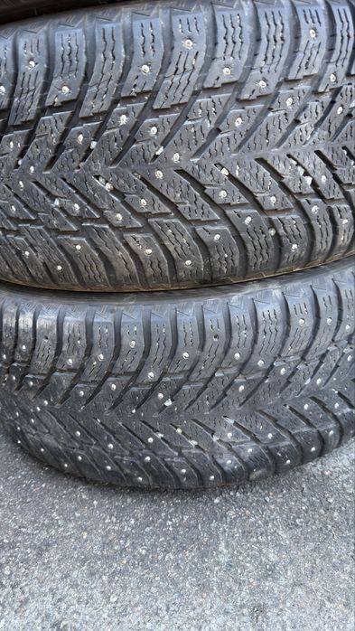265/45/21 Nokian Hakkapeliitta  10