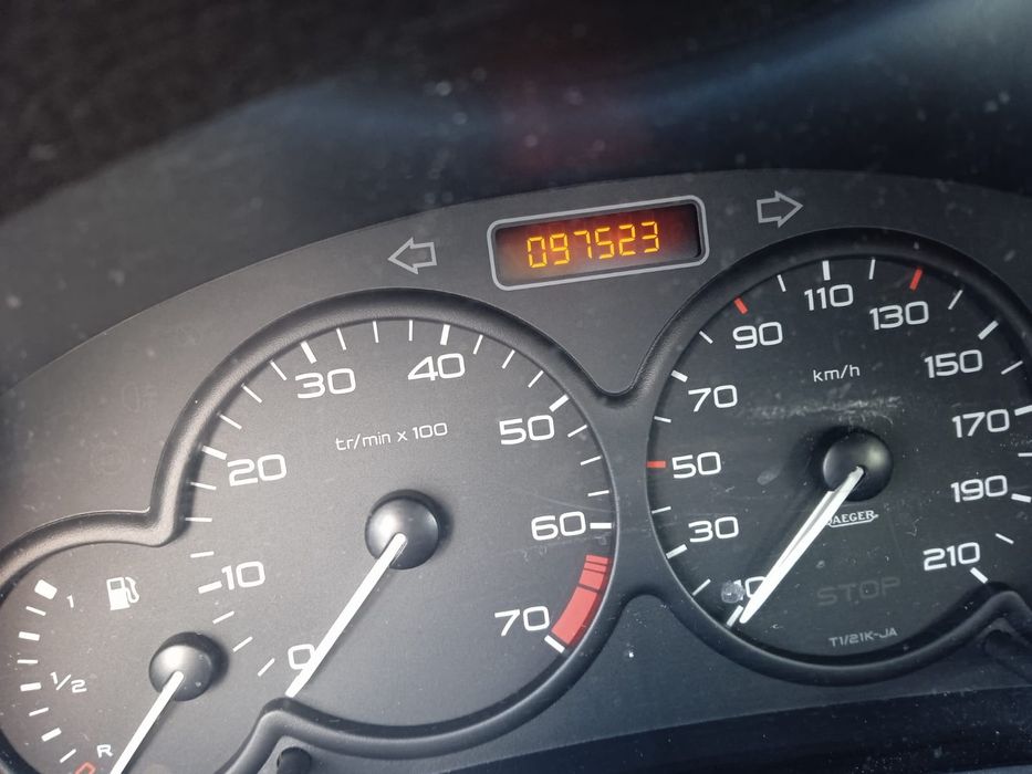 Peugeot 206 em ótimo estado