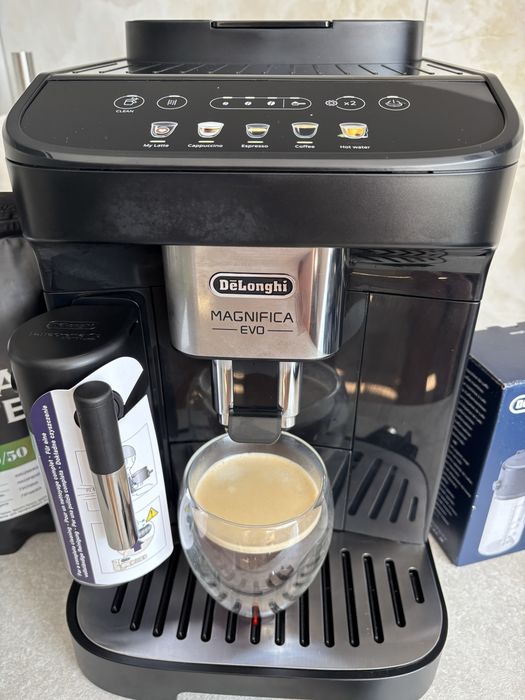 Кавомашина delonghi magnifica evo